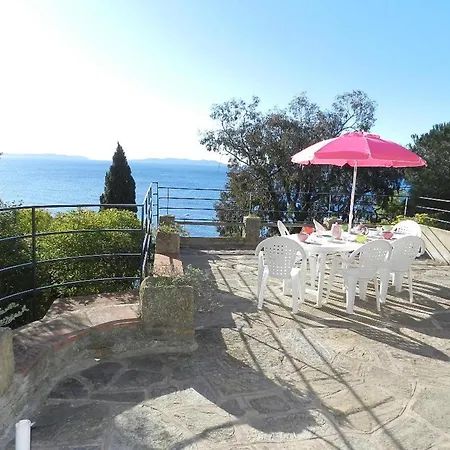 Maison Le Lavandou, 4 Pieces, 6 Personnes - Fr-1-251-833 Hotel *